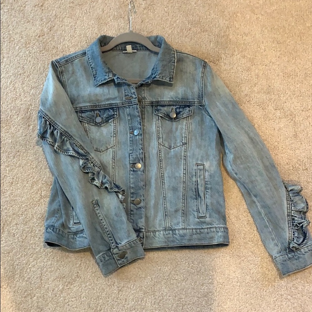 Ruffle denim jacket